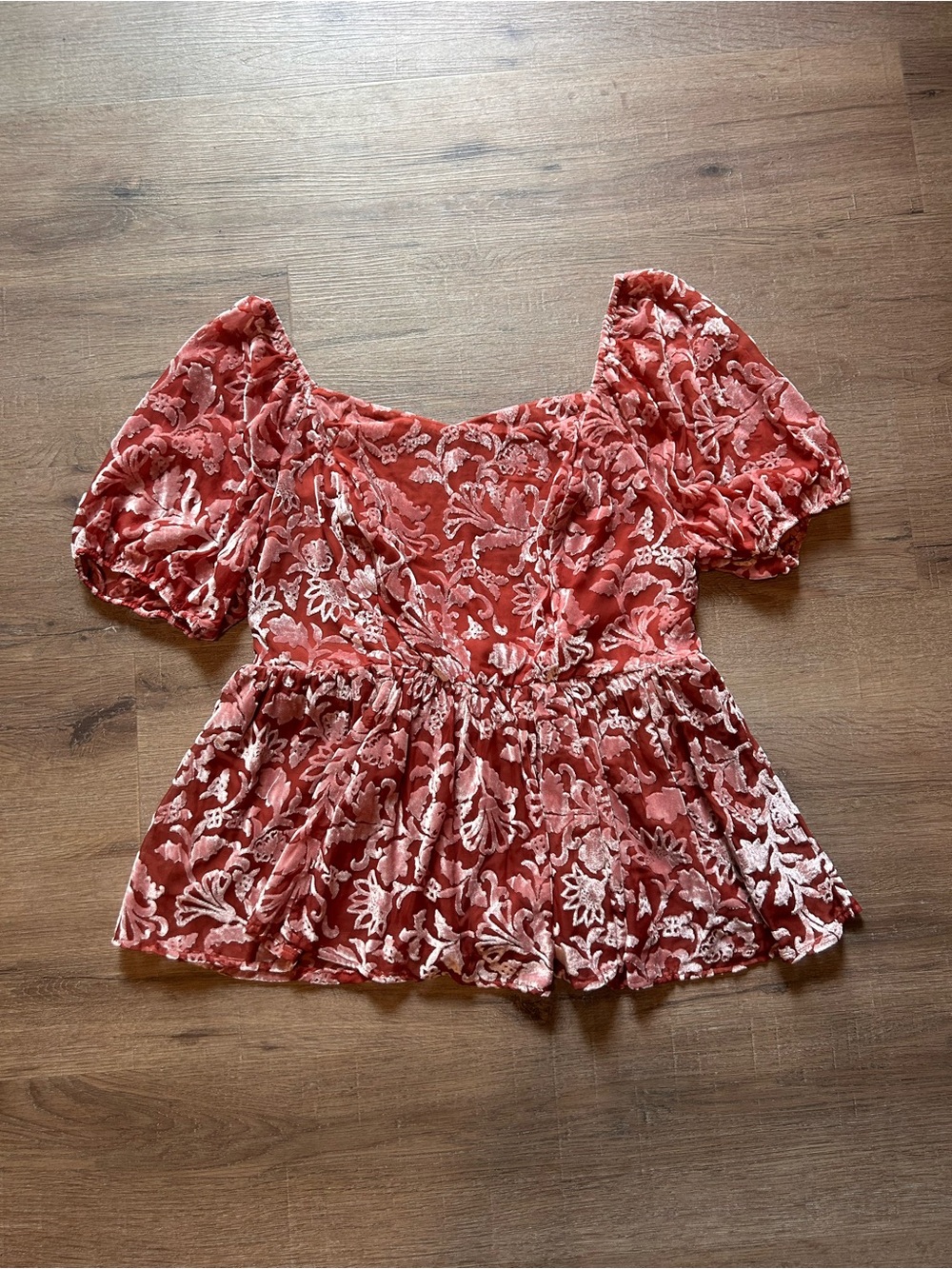 Torrid Babydoll Blouse Womens Size 0 Large Pink Floral Puff Sleeve Smocked Back - Picture 2 of 9